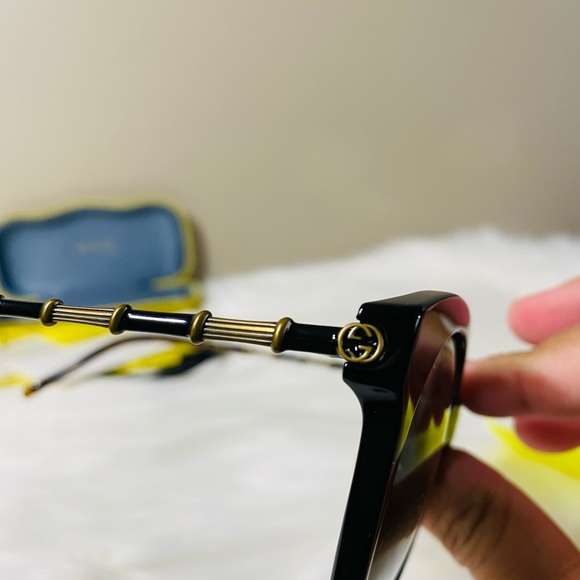 Gucci sunglasses main image 4